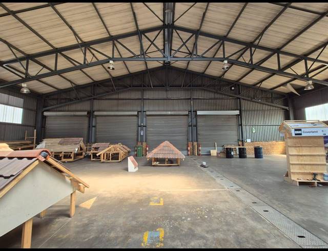 1,586M² WAREHOUSE TO LET IN ROODEKOP